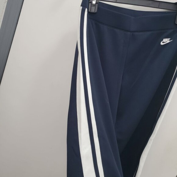Nike Women's Navy Blue White Stripe Pull On Cropped Leg Athletic Pants S (4-6) - Picture 3 of 6